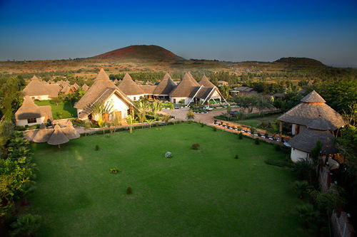 Farm Of Dreams Lodge Karatu Exteriör bild